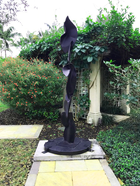 Totem in Palm Beach